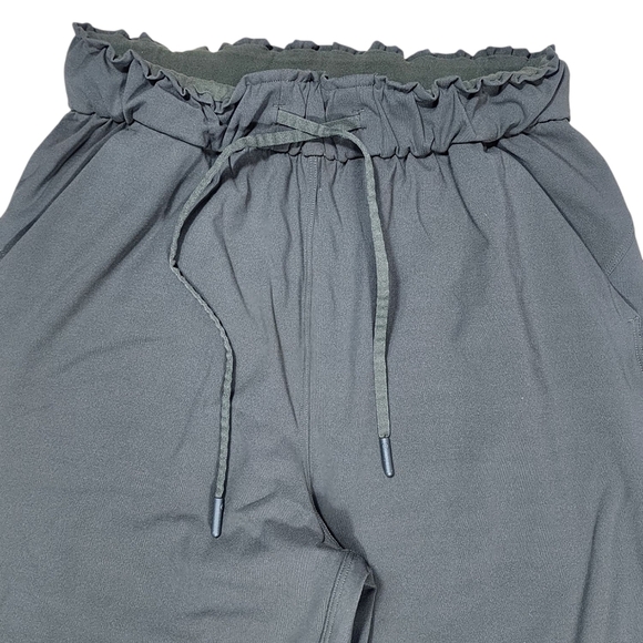 Lululemon Stretch High Waisted Joggers Womens 4 Dark Olive - Picture 3 of 11